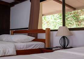 Hacienda La Pacífica Eco-Lodge