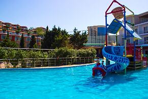 AF Hotel-Aqua Park