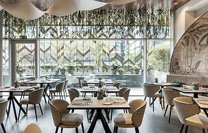 Hotel ILUNION Atrium