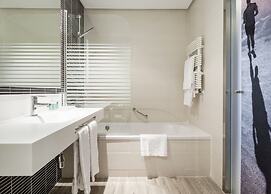 Hotel ILUNION Atrium