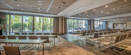 Hotel ILUNION Atrium