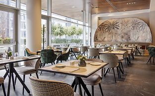 Hotel ILUNION Atrium