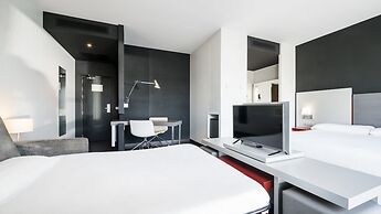 Hotel ILUNION Atrium