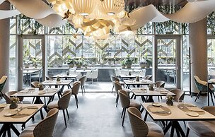 Hotel ILUNION Atrium