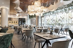 Hotel ILUNION Atrium