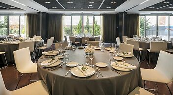 Hotel ILUNION Atrium