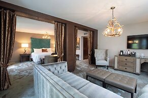 Grand Bohemian Lodge Asheville, Autograph Collection®