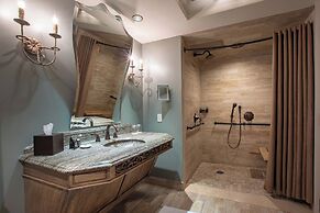 Grand Bohemian Lodge Asheville, Autograph Collection®