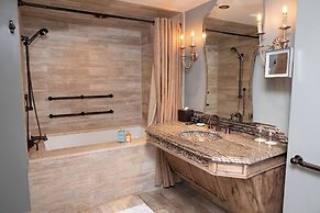 Grand Bohemian Lodge Asheville, Autograph Collection®