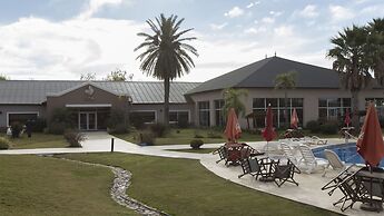 Howard Johnson by Wyndham San Pedro Resort & Marina