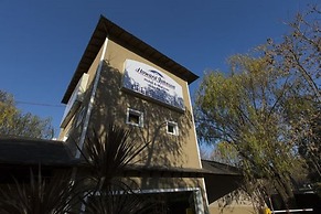 Howard Johnson by Wyndham San Pedro Resort & Marina