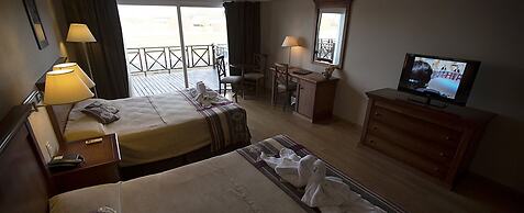 Howard Johnson by Wyndham San Pedro Resort & Marina