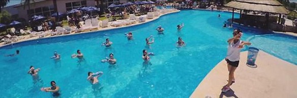 Howard Johnson by Wyndham San Pedro Resort & Marina