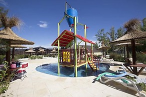 Howard Johnson by Wyndham San Pedro Resort & Marina