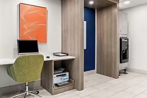 Holiday Inn Express Hotel & Suites Detroit-Novi by IHG