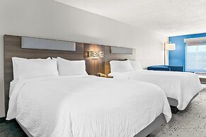 Holiday Inn Express Hotel & Suites Detroit-Novi by IHG