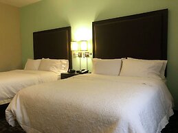 Hampton Inn & Suites Nashville @ Opryland