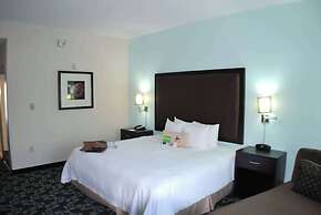 Hampton Inn & Suites Nashville @ Opryland