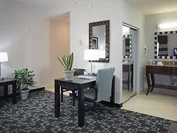 Hampton Inn & Suites Nashville @ Opryland