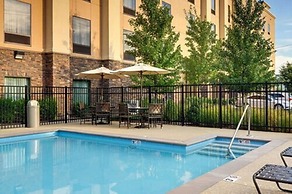 Hampton Inn & Suites Nashville @ Opryland
