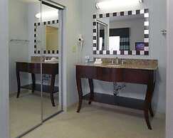 Hampton Inn & Suites Nashville @ Opryland