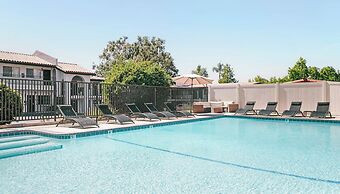 Sands Inn & Suites