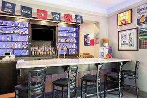 La Quinta Inn & Suites by Wyndham Raymondville