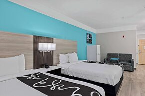 La Quinta Inn & Suites by Wyndham Raymondville