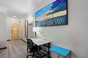 La Quinta Inn & Suites by Wyndham Raymondville