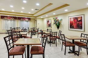 La Quinta Inn & Suites by Wyndham Canton MS