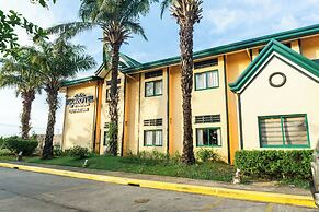 Microtel Inn by Wyndham Cabanatuan