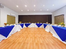 Microtel Inn by Wyndham Cabanatuan