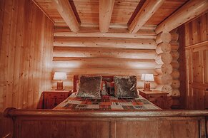 Fiddler Lake Resort