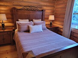 Fiddler Lake Resort