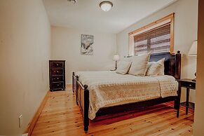 Fiddler Lake Resort