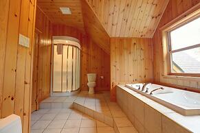 Fiddler Lake Resort