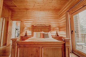 Fiddler Lake Resort