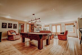 Fiddler Lake Resort