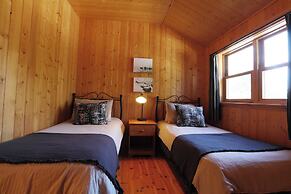 Fiddler Lake Resort