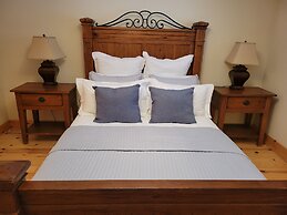 Fiddler Lake Resort