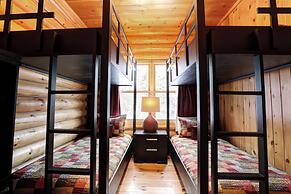 Fiddler Lake Resort