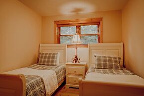 Fiddler Lake Resort