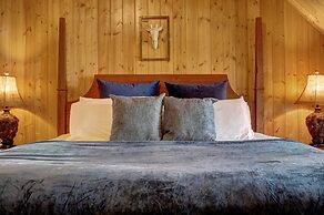 Fiddler Lake Resort