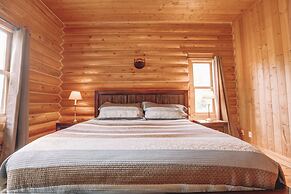 Fiddler Lake Resort