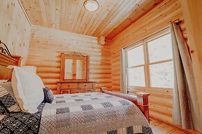 Fiddler Lake Resort