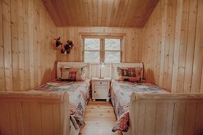 Fiddler Lake Resort