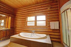 Fiddler Lake Resort