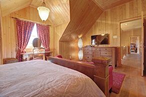 Fiddler Lake Resort