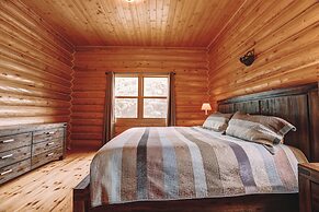 Fiddler Lake Resort