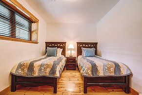 Fiddler Lake Resort